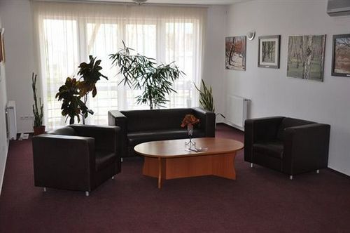 Hotel Platan Szekesfehervar Luaran gambar